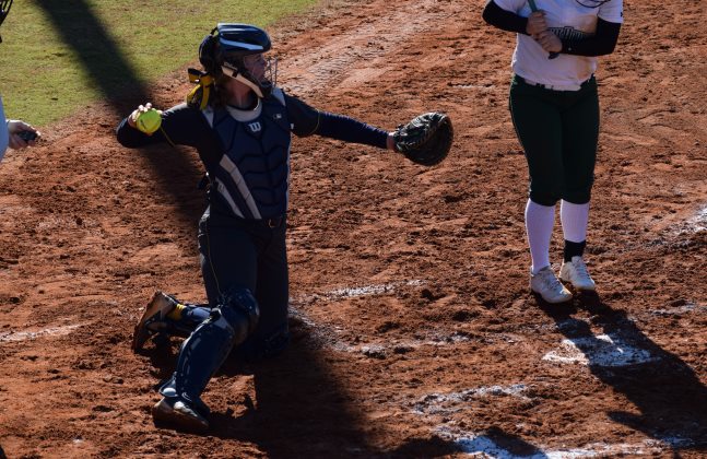 Katelynn Simpson has a big day in sweep of ABAC