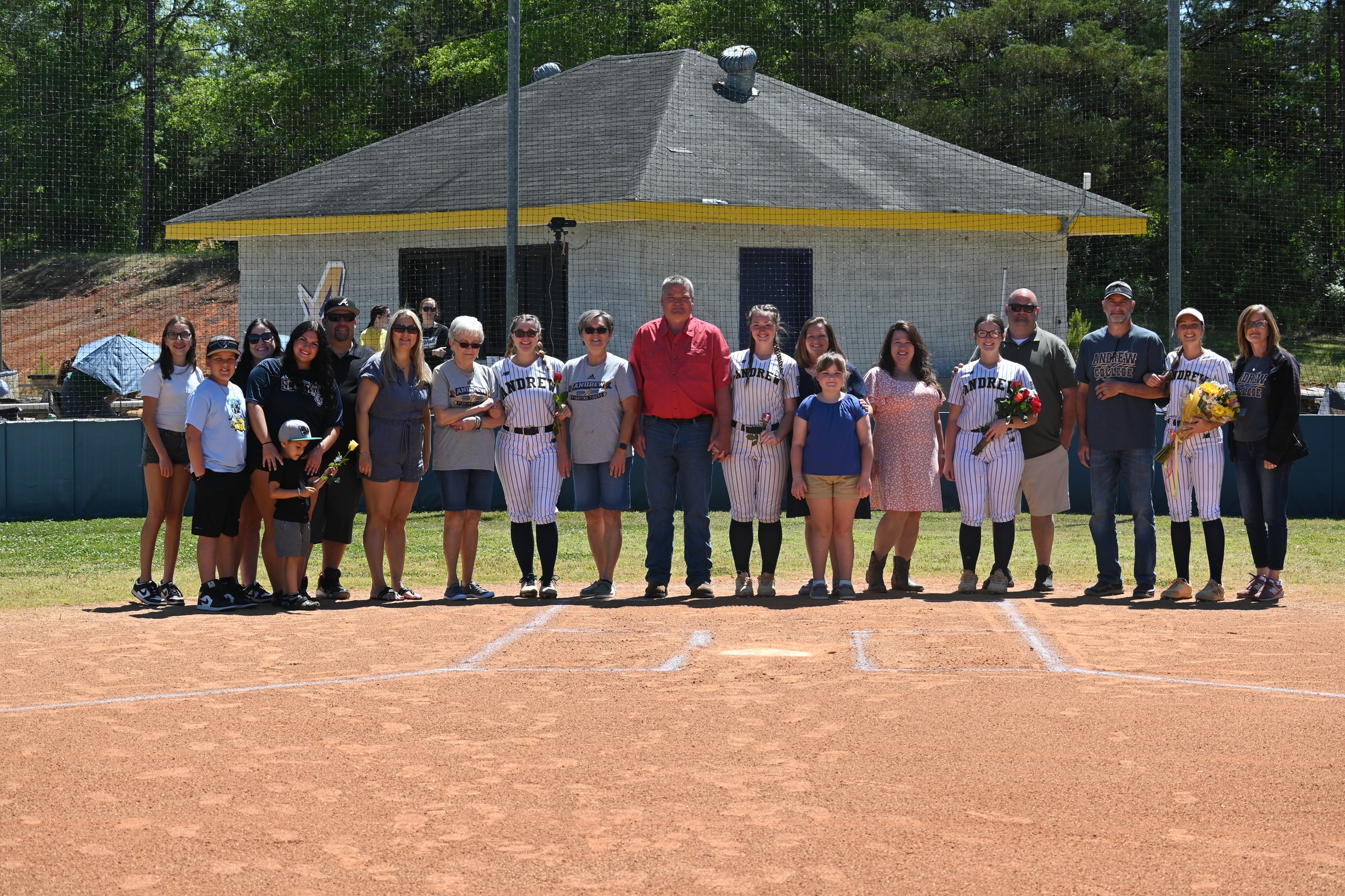 Andrew College Splits Doubleheader on Sophomore Day